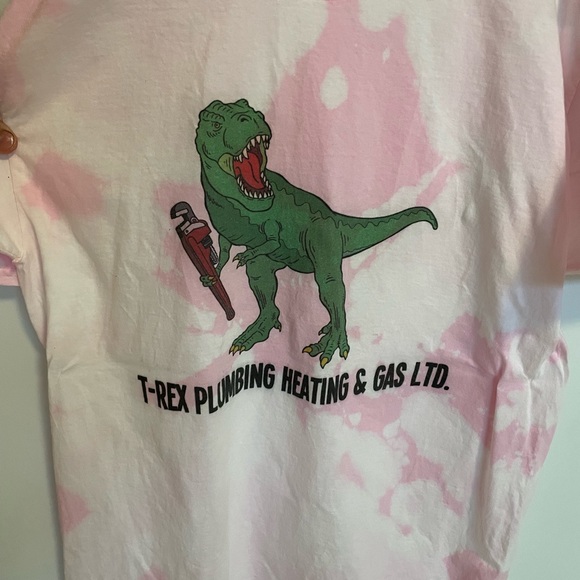 🦖 T-Rex Plumbing Heating & Gas Ltd. Acid Wash Bleach Pink  US L Tee Shirt 🦖 - Picture 5 of 10